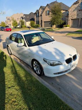 White 2009 BMW 535 i