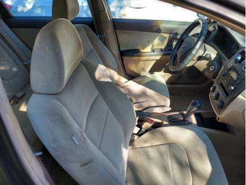2005 Kia Spectra LX