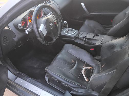 Silver 2004 Nissan 350Z Touring