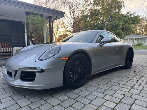 2016 Porsche 911 911 Carrera GTS