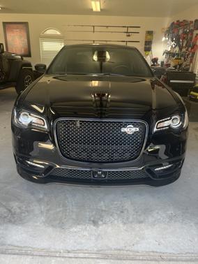 2023 Chrysler 300 C