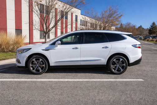 2022 Buick Enclave Essence