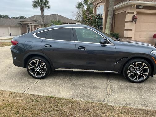 2021 BMW X6 xDrive40i
