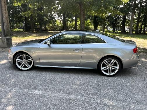 2011 Audi S5 4.2 Premium Plus