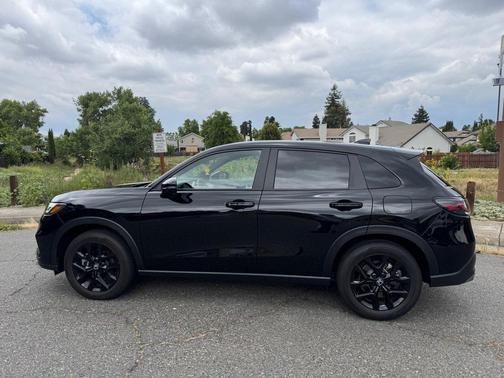 Black 2025 Honda HR-V Sport 2WD