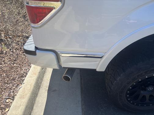 White 2014 Ford F-150 Platinum