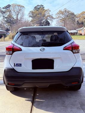 2019 Nissan Kicks S
