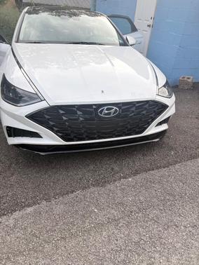 White 2021 Hyundai SONATA SEL