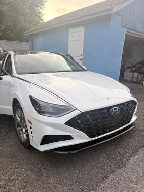 White 2021 Hyundai SONATA SEL