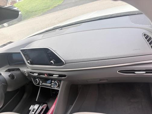 White 2021 Hyundai SONATA SEL