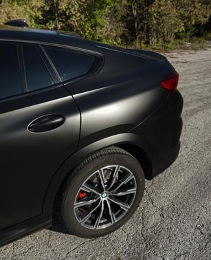 Black 2023 BMW X6 xDrive40i
