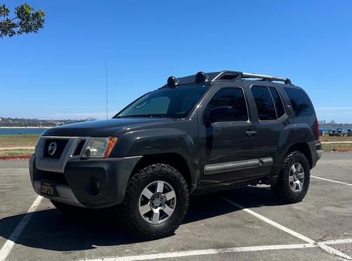 Gray 2012 Nissan Xterra Pro-4X