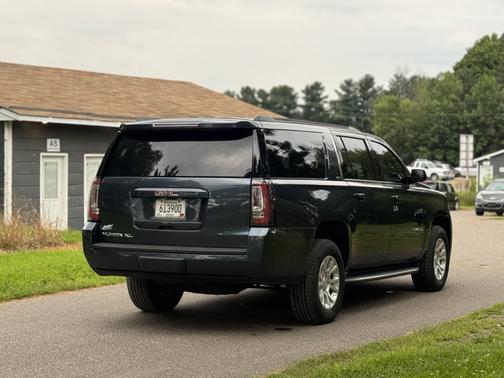 2020 GMC Yukon XL SLT