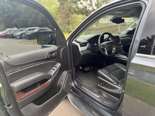 2020 GMC Yukon XL SLT