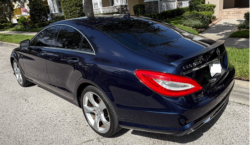 Blue 2014 Mercedes-Benz CLS-Class CLS 550