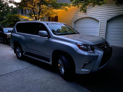 Silver 2018 Lexus GX 460 Base