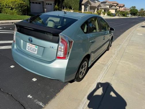 Green 2014 Toyota Prius Four