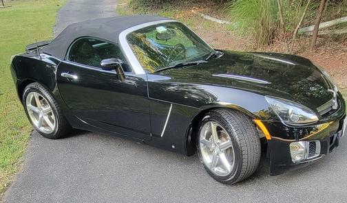 2008 Saturn Sky Red Line