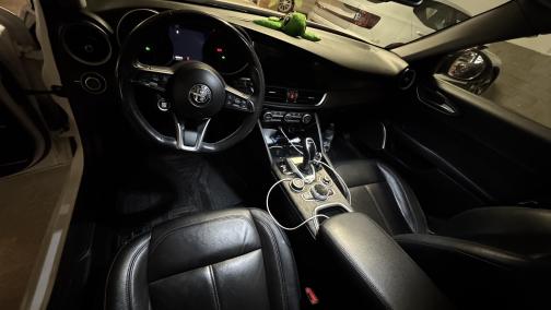 2020 Alfa Romeo Giulia Base