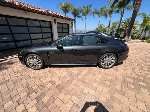 Gray 2018 Porsche Panamera Panamera 4 E-Hybrid