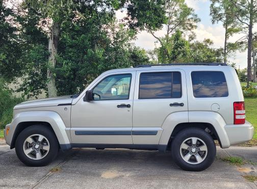 2009 Jeep Liberty Sport