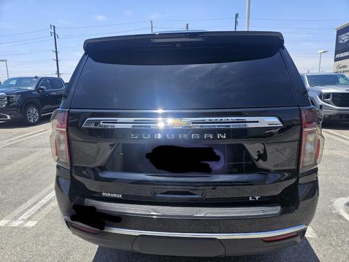 Black 2024 Chevrolet Suburban LT