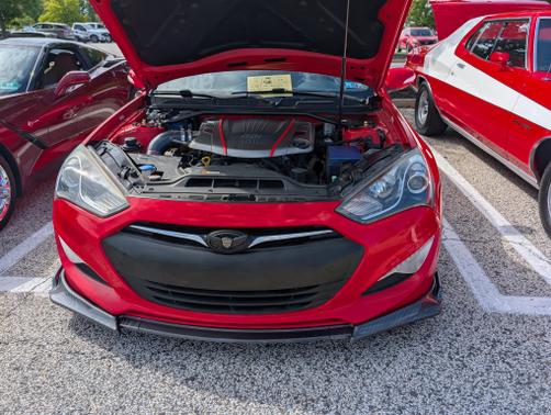 2013 Hyundai Genesis Coupe 3.8 Track