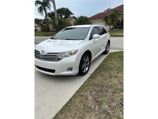 2010 Toyota Venza Base
