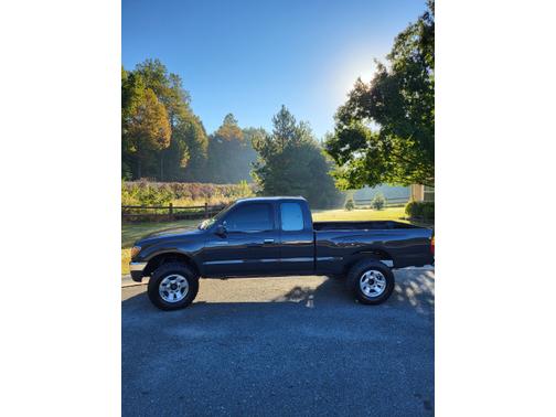 Gray 1997 Toyota Tacoma Xtracab