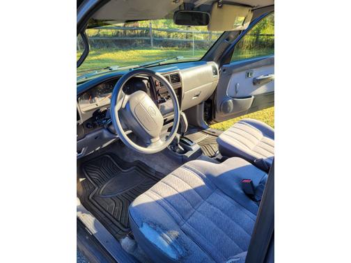Gray 1997 Toyota Tacoma Xtracab