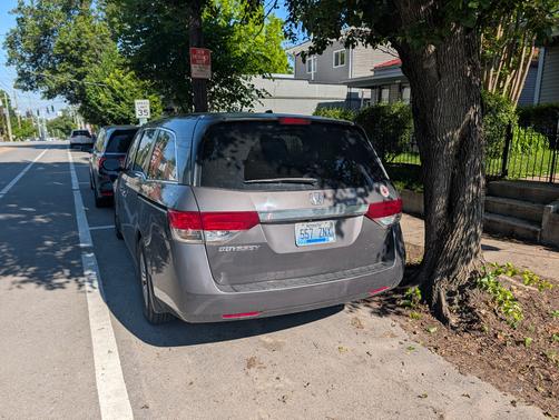 Gray 2016 Honda Odyssey EX-L