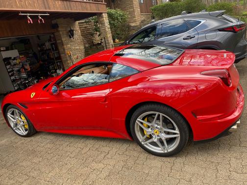2015 Ferrari California T
