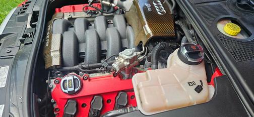 Red 2008 Audi RS 4 4.2 quattro L