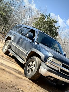 Blue 2005 Chevrolet Tahoe LS