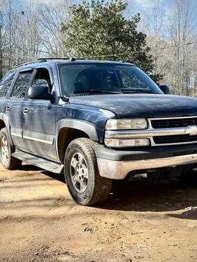Blue 2005 Chevrolet Tahoe LS