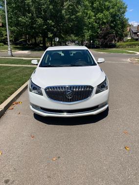 White 2016 Buick LaCrosse Leather