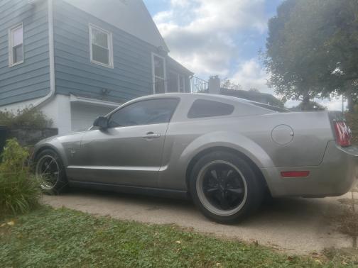 2009 Ford Mustang Premium