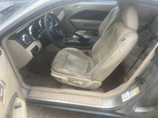 2009 Ford Mustang Premium