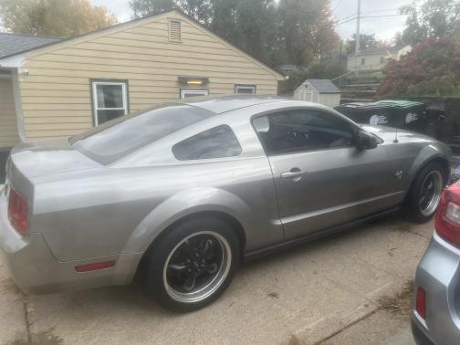 2009 Ford Mustang Premium
