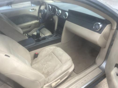 2009 Ford Mustang Premium