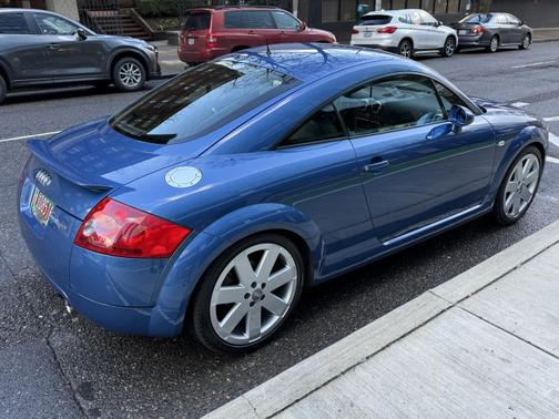 2001 Audi TT quattro