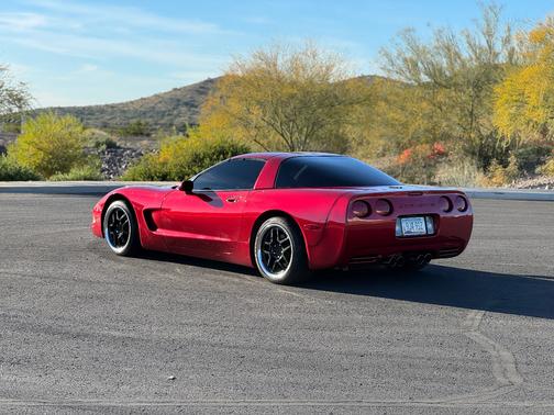 2002 Chevrolet Corvette Base