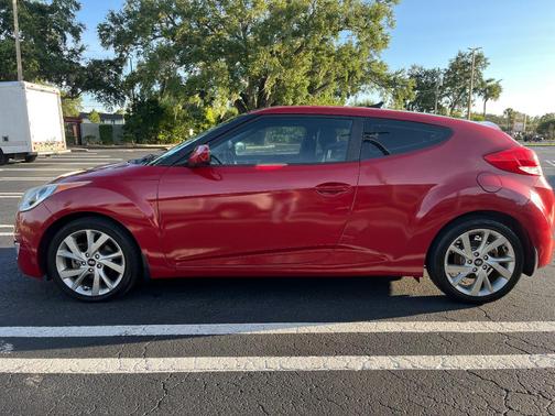 Red 2016 Hyundai Veloster Base