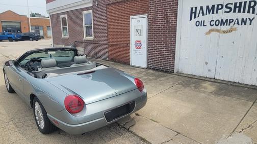 2004 Ford Thunderbird Premium