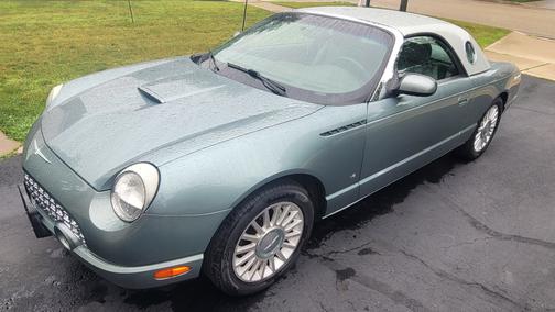 2004 Ford Thunderbird Premium