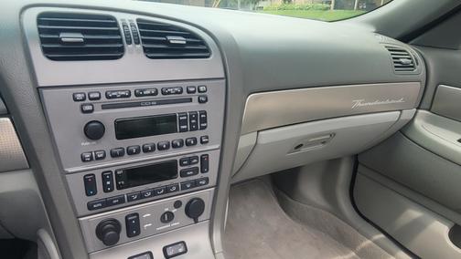 2004 Ford Thunderbird Premium