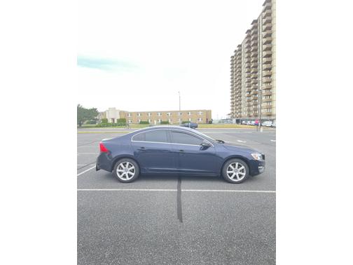 2016 Volvo S60 T5 Drive-E Premier