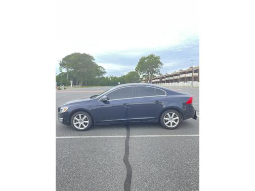 2016 Volvo S60 T5 Drive-E Premier