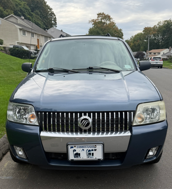 Blue 2005 Mercury Mariner Premier
