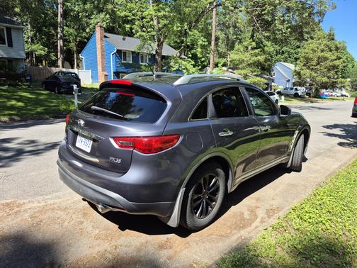 Gray 2009 INFINITI FX35 Base